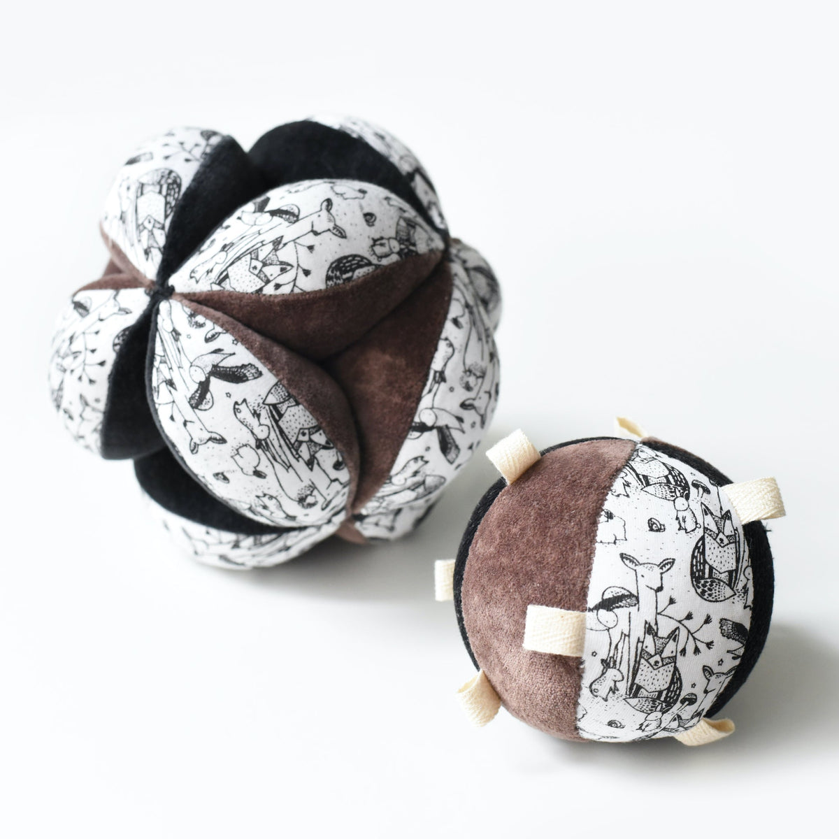Taggy Ball with Rattle
